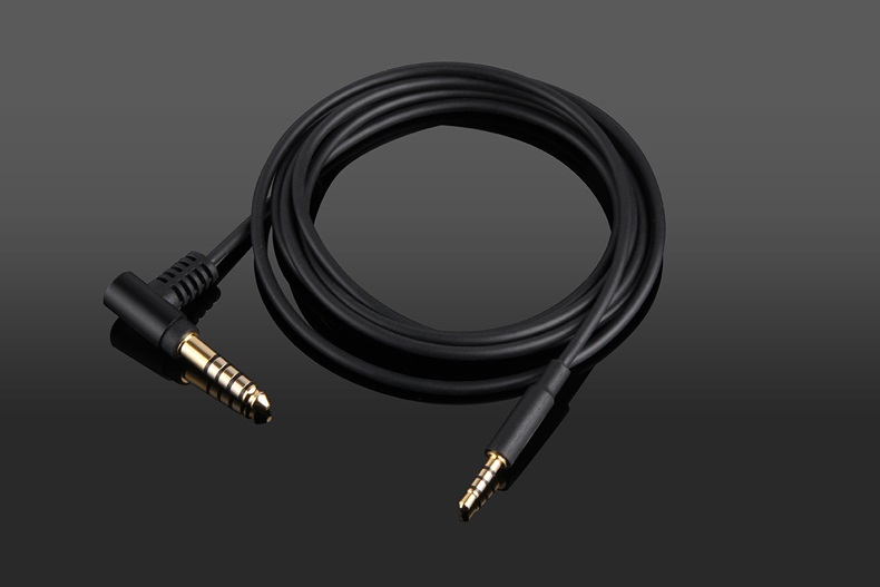 Sennheiser Headphone Momentum 4 - Kabel Audio Seimbang 4.4Mm/2.5Mm Ke 2.5Mm