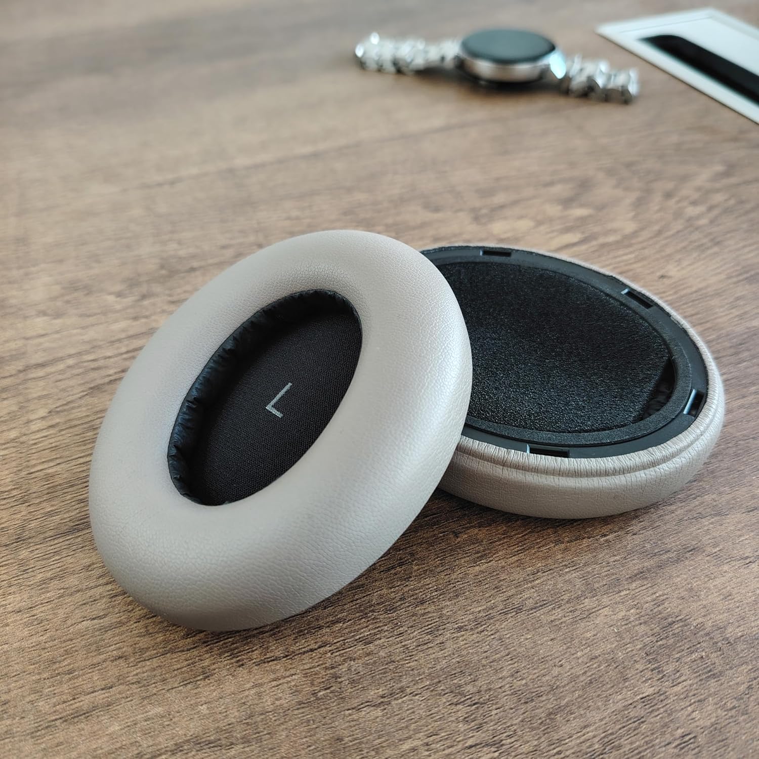 Sennheiser Headphone Momentum 4 - Pengganti Penutup Bantalan Telinga dan Penutup